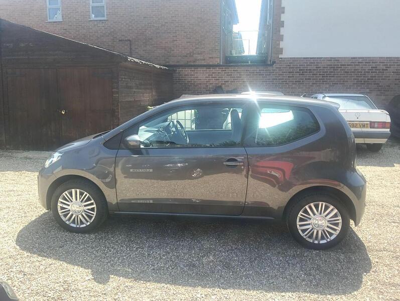 Volkswagen up! 1.0 up! Hatchback 3dr Petrol Manual Euro 6 (s/s) (65 ps) - U13884