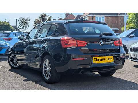 BMW 1 Series 1.5 118i SE Hatchback 5dr Petrol Manual Euro 6 (s/s) (136 ps) - U11084