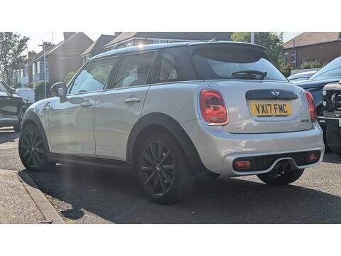 MINI Hatch 2.0 Cooper S Hatchback 5dr Petrol Auto Euro 6 (s/s) (192 ps) - U11095