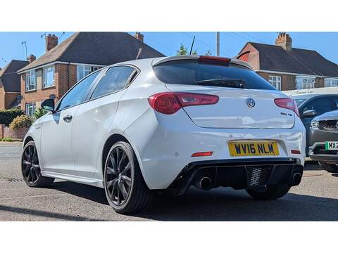 Alfa Romeo Giulietta 1750 TBi Veloce Hatchback 5dr Petrol TCT Euro 6 (240 bhp) - U11151