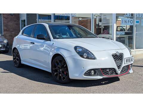Alfa Romeo Giulietta 1750 TBi Veloce Hatchback 5dr Petrol TCT Euro 6 (240 bhp) - U11151