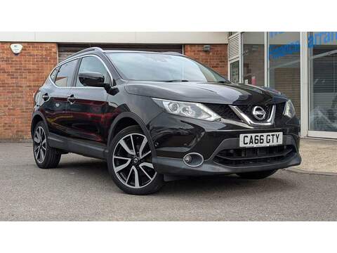 Nissan Qashqai 1.5 7.6kWh GPF Cooper SE SUV 5dr Petrol Plug-in Hybrid Auto ALL4 Euro 6 (s/s) (224 ps)