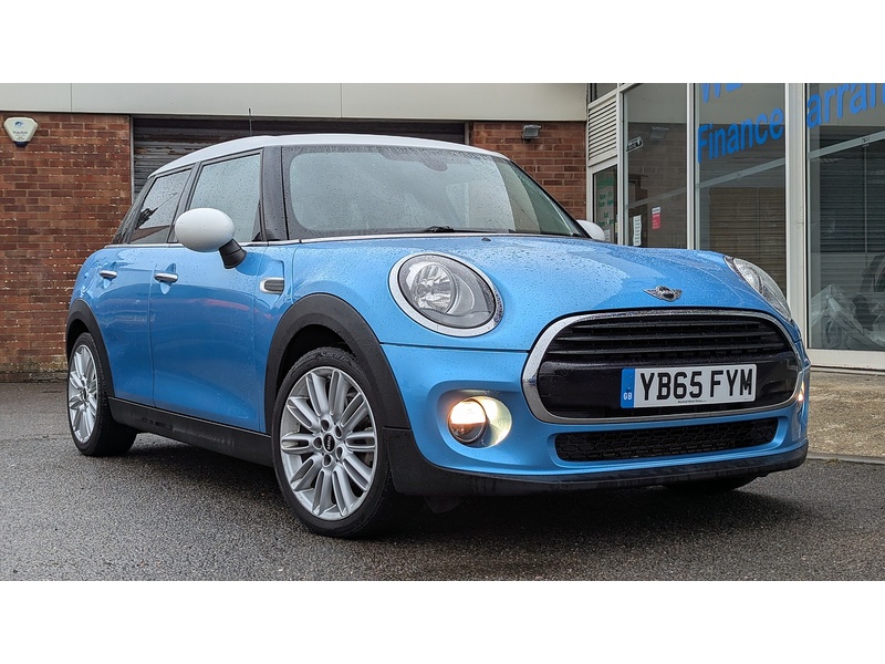 MINI Hatch 1.5 Cooper Hatchback 5dr Petrol Auto Euro 6 (s/s) (136 ps) - U11192