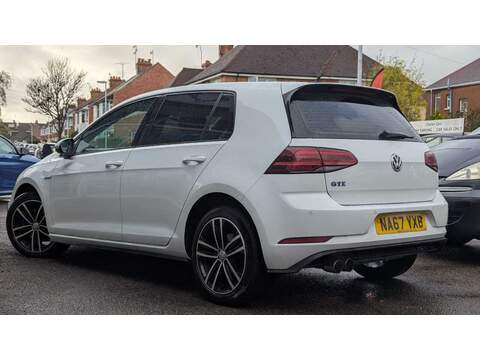 Volkswagen Golf 1.4 TSI 8.7kWh GTE Hatchback 5dr Petrol Plug-in Hybrid DSG Euro 6 (s/s) (204 ps) - U11204