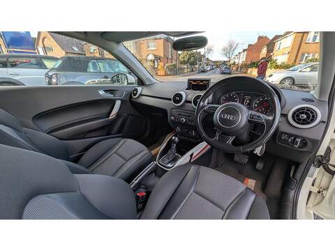 Audi A1 1.4 TFSI Competition Line Hatchback 3dr Petrol S Tronic Euro 5 (s/s) (122 ps) - U11260