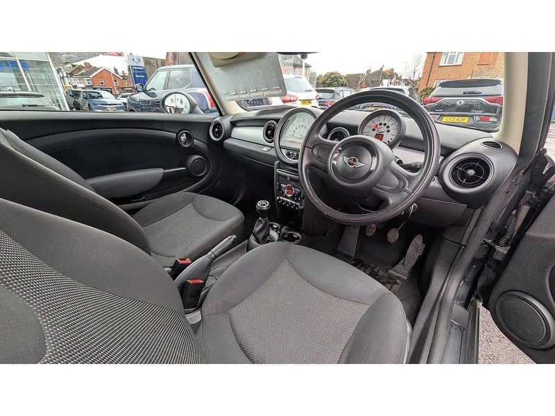 MINI Hatch 1.6 One Hatchback 3dr Petrol Manual Euro 5 (98 ps) - U11271