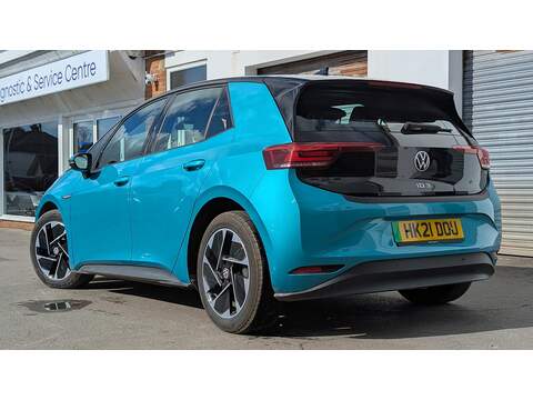 Volkswagen ID.3 Pro Performance 58kWh Life Hatchback 5dr Electric Auto (204 ps) - U11333