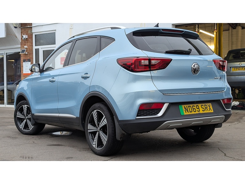 MG MG ZS 44.5kWh Exclusive Auto 5dr - U11341