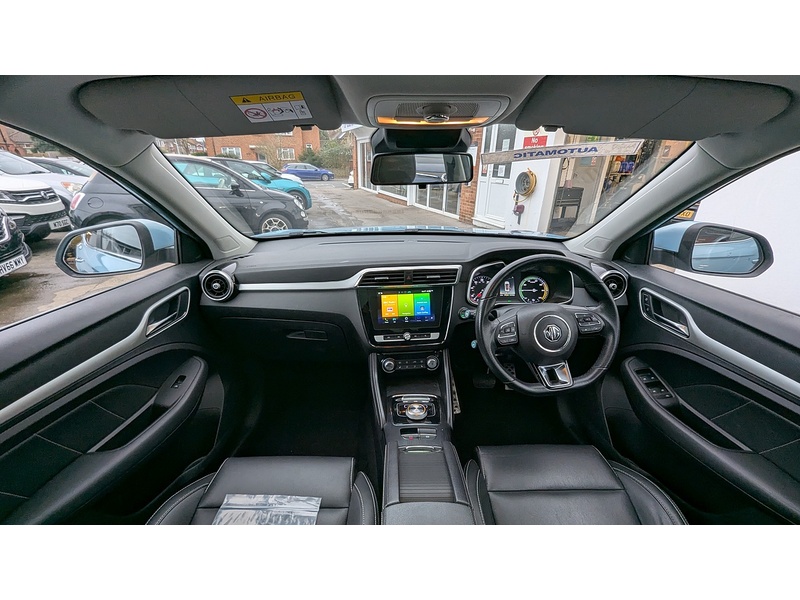 MG MG ZS 44.5kWh Exclusive Auto 5dr - U11341