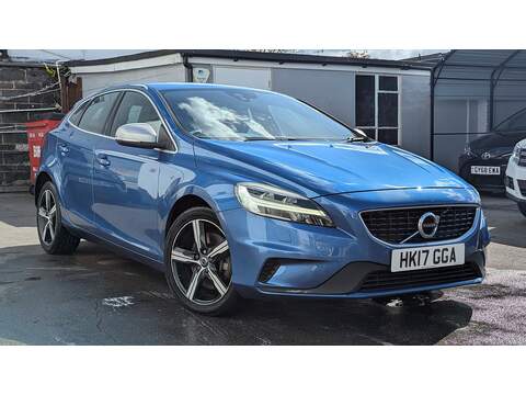 Volvo V40 39kWh Tekna Hatchback 5dr Electric Auto (150 ps)