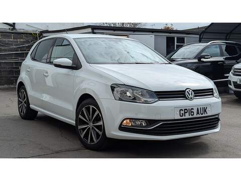 Volkswagen Polo DS 3 CROSSBACK Bastille SUV Automatic Electric