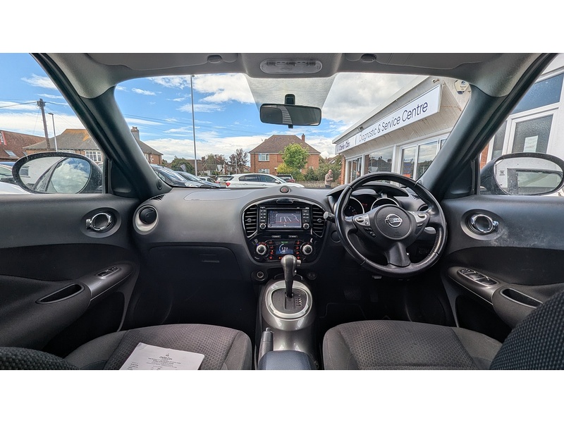 Nissan Juke 1.6 Acenta Premium SUV 5dr Petrol CVT Euro 5 (117 ps) - U11421