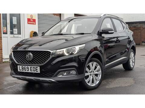 MG MG ZS 1.6 Acenta Premium SUV 5dr Petrol CVT Euro 5 (117 ps)