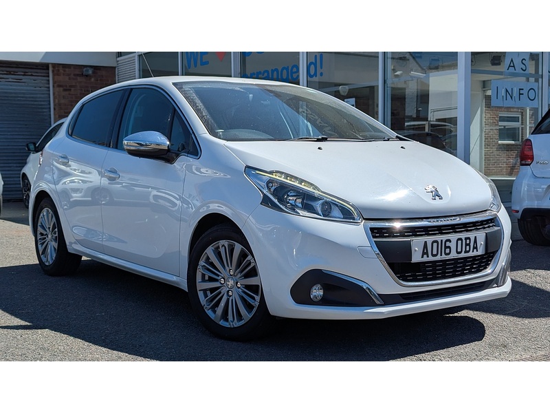 Peugeot 208