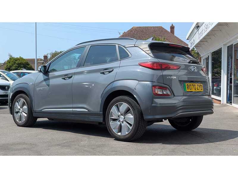 Hyundai KONA 64kWh Premium SUV 5dr Electric Auto (7kW Charger) (204 ps) - U11495
