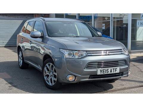Mitsubishi Outlander 1.5 T-GDI 16.6kWh Trophy SUV 5dr Petrol Plug-in Hybrid Auto Euro 6 (s/s) (258 ps)