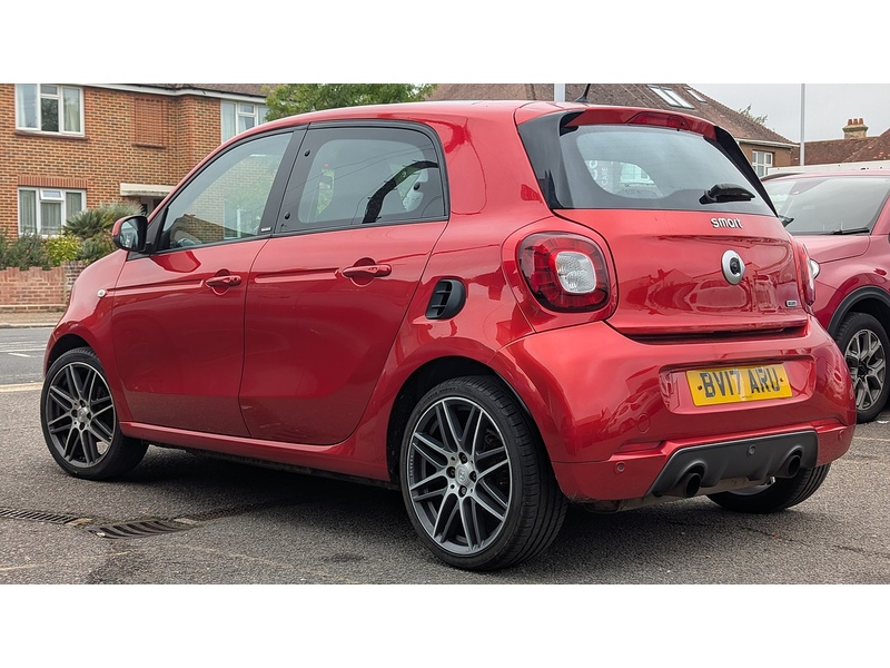 Smart forfour 0.9T BRABUS (Premium Plus) Hatchback 5dr Petrol Tw Hatchback 0.9 Automatic Petrol - U11583