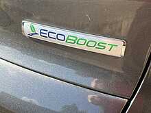 Ford Kuga T EcoBoost Titanium 