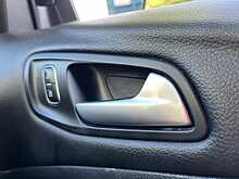 Ford Kuga T EcoBoost Titanium 