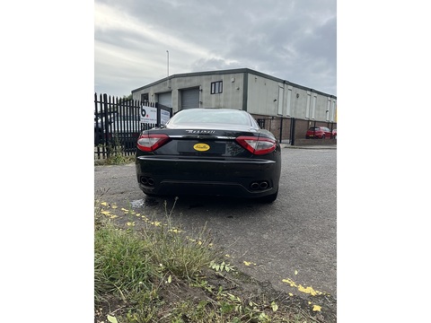 4.2 V8 Coupe 2dr Petrol Auto Euro 4 (405 ps)