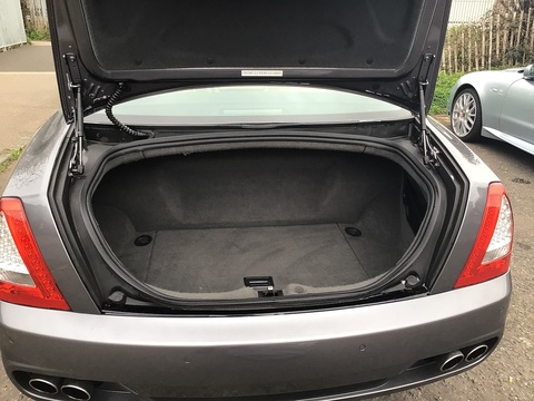 4.2 V8 Collezione Cento Saloon 4dr Petrol Auto (345 g/km, 395 bhp)