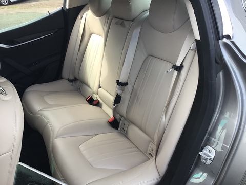 3.0 V6 Saloon 4dr Petrol ZF Euro 5 (330 ps)