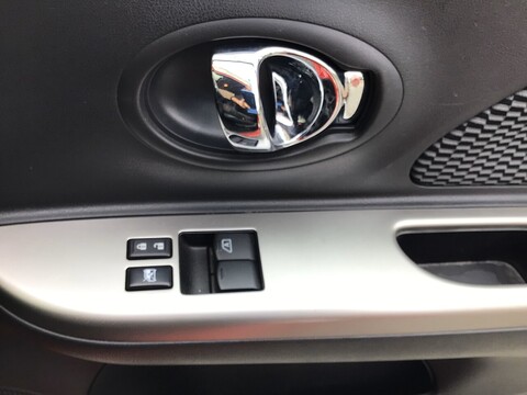 1.2 Acenta Hatchback 5dr Petrol Manual Euro 6 (80 ps)