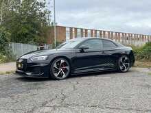 Everyday super :Audi RS5 Coupé 2.9 TFSI V6 Quattro Tiptronic - Mythos Black Metallic