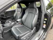 Everyday super :Audi RS5 Coupé 2.9 TFSI V6 Quattro Tiptronic - Mythos Black Metallic