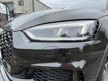Everyday super :Audi RS5 Coupé 2.9 TFSI V6 Quattro Tiptronic - Mythos Black Metallic