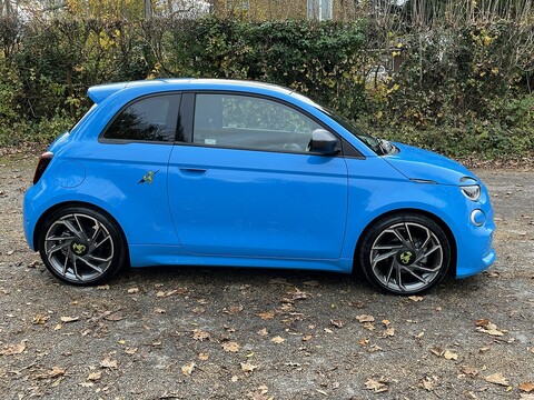 42kWh Scorpionissima Hatchback 3dr Electric Auto (155 ps)