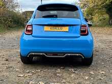 Abarth 500e Scorpionissima 