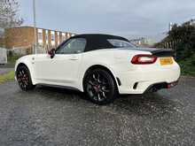 Abarth 124 Spider Corsa – Turin White