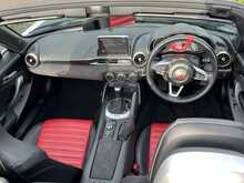 Abarth 124 Spider Corsa – Turin White