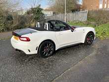 Abarth 124 Spider Corsa – Turin White