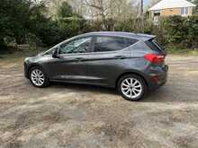 Ford Fiesta T EcoBoost MHEV Titanium 