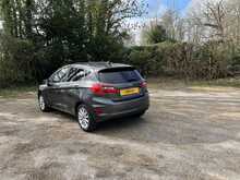 Ford Fiesta T EcoBoost MHEV Titanium 