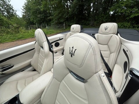 4.7 V8 Sport Convertible 2dr Petrol Auto Euro 5 (450 ps)
