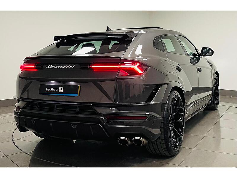 Lamborghini Urus V8 BiTurbo Performante - U400058300