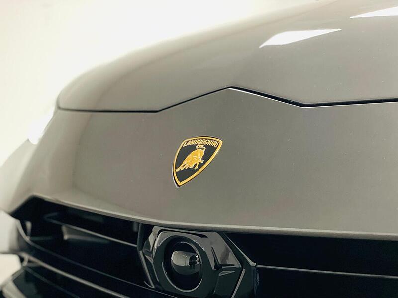 Lamborghini Urus V8 BiTurbo Performante - U400058300