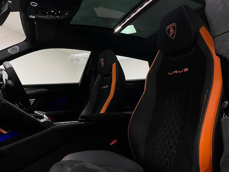 Lamborghini Urus V8 BiTurbo Performante - U400058300