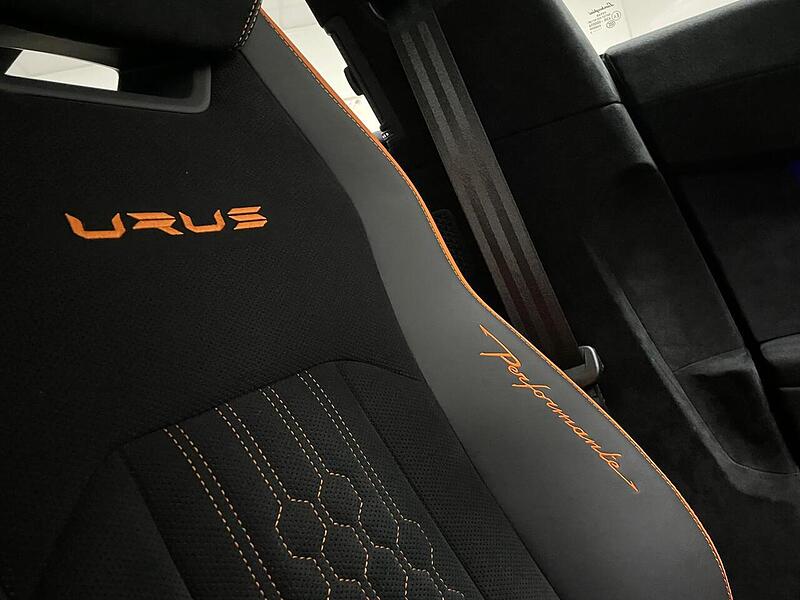 Lamborghini Urus V8 BiTurbo Performante - U400058300