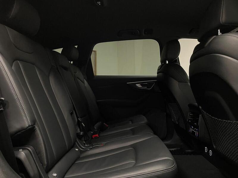 Audi Q7 TDI V6 Black Edition - U400058442