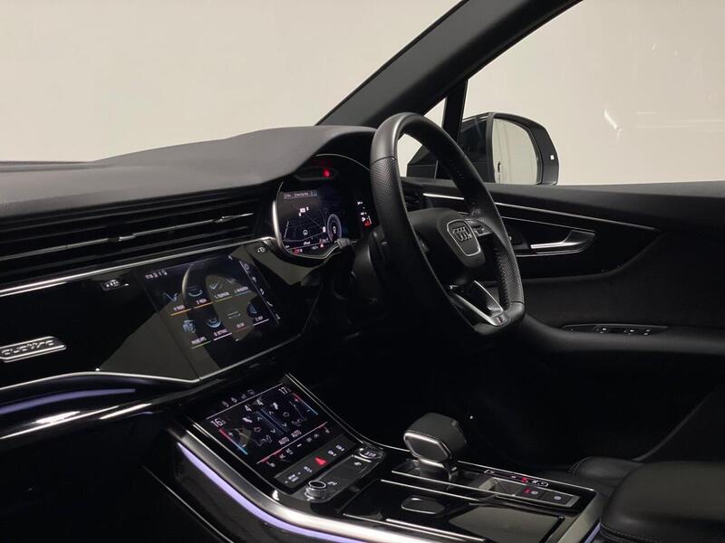 Audi Q7 TDI V6 Black Edition - U400058442