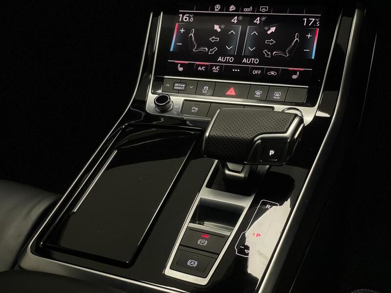 Audi Q7 TDI V6 Black Edition - U400058442