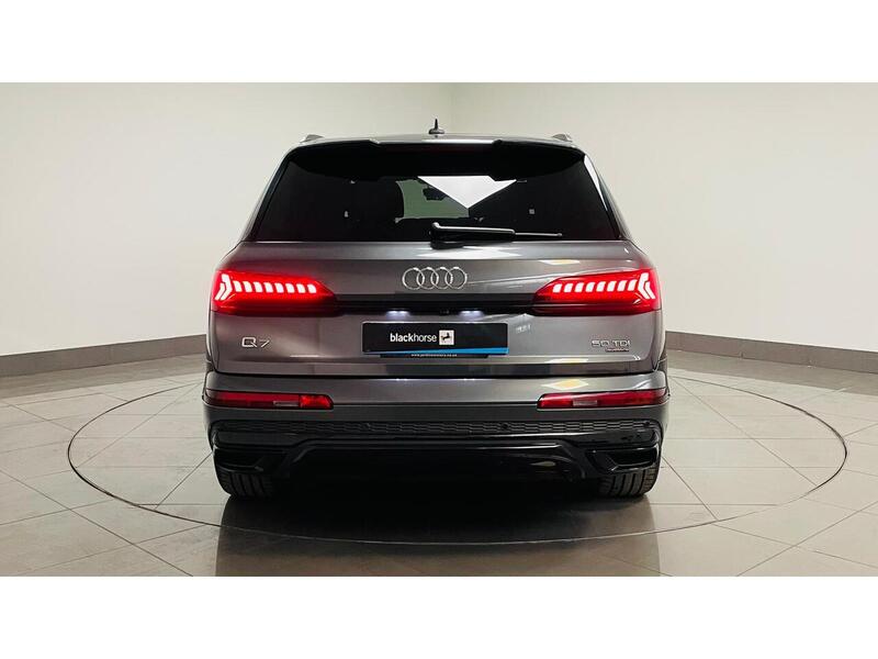 Audi Q7 TDI V6 Black Edition - U400058839