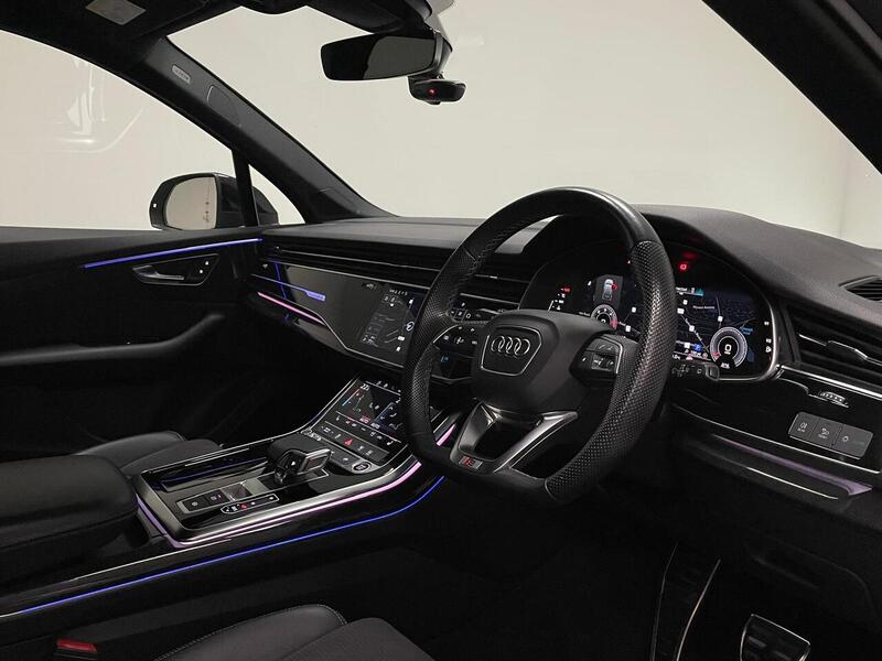 Audi Q7 TDI V6 Black Edition - U400058839