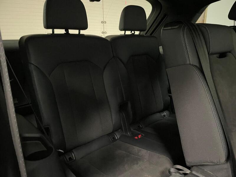 Audi Q7 TDI V6 Black Edition - U400058839