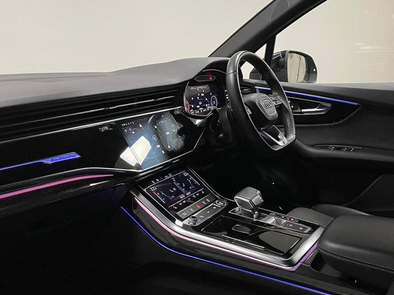 Audi Q7 TDI V6 Black Edition - U400058839