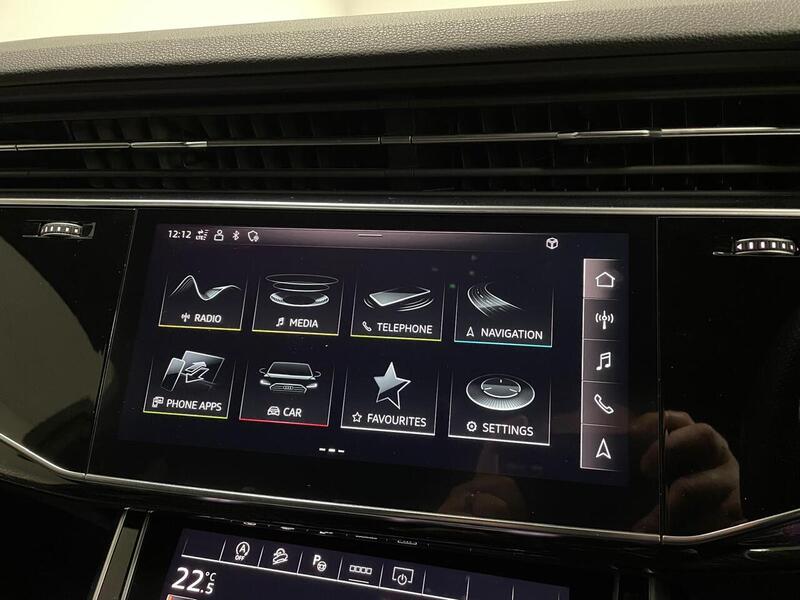 Audi Q7 TDI V6 Black Edition - U400058839